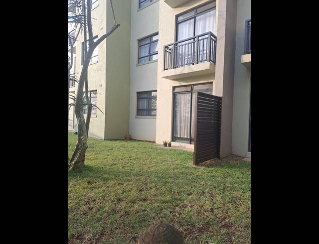 1 BEDROOM APARTMENT RENTED IN NEW TOWN CENTRE
